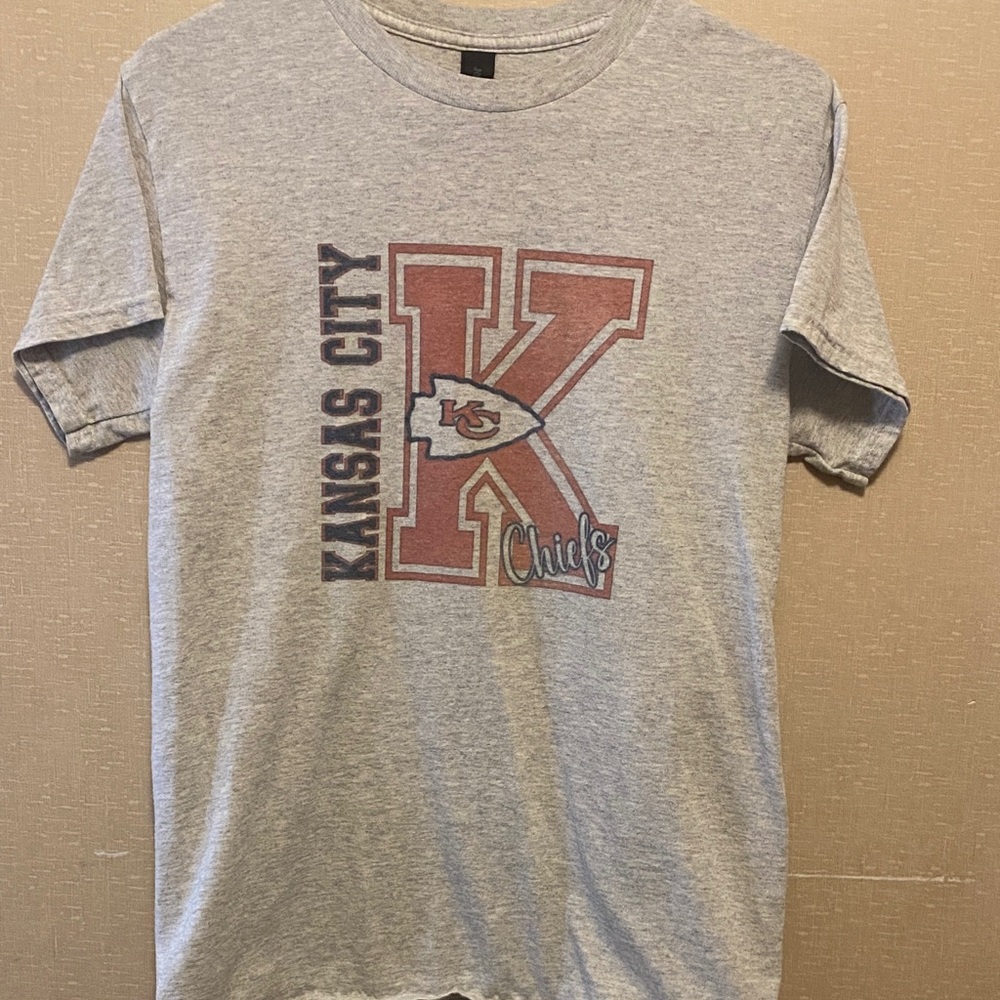 Gildan Gray Kansas City Chiefs Short Sleeve Tee